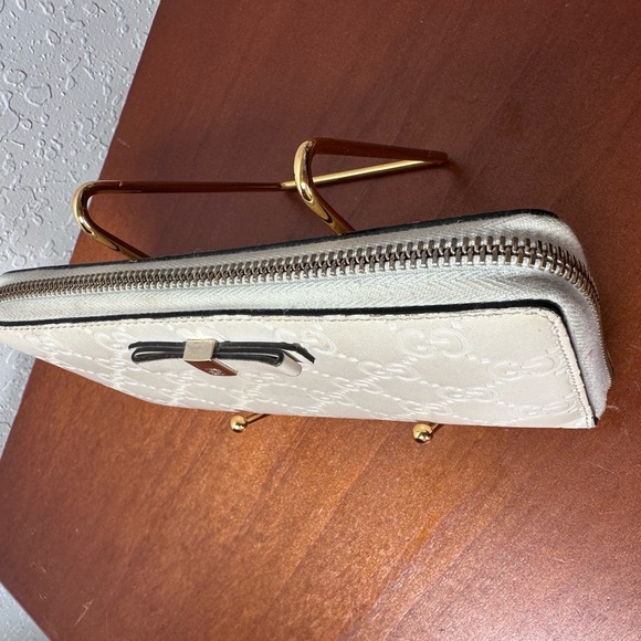 GUCCI GUCCISSIMA LEATHER WALLET - Picture 4 of 12